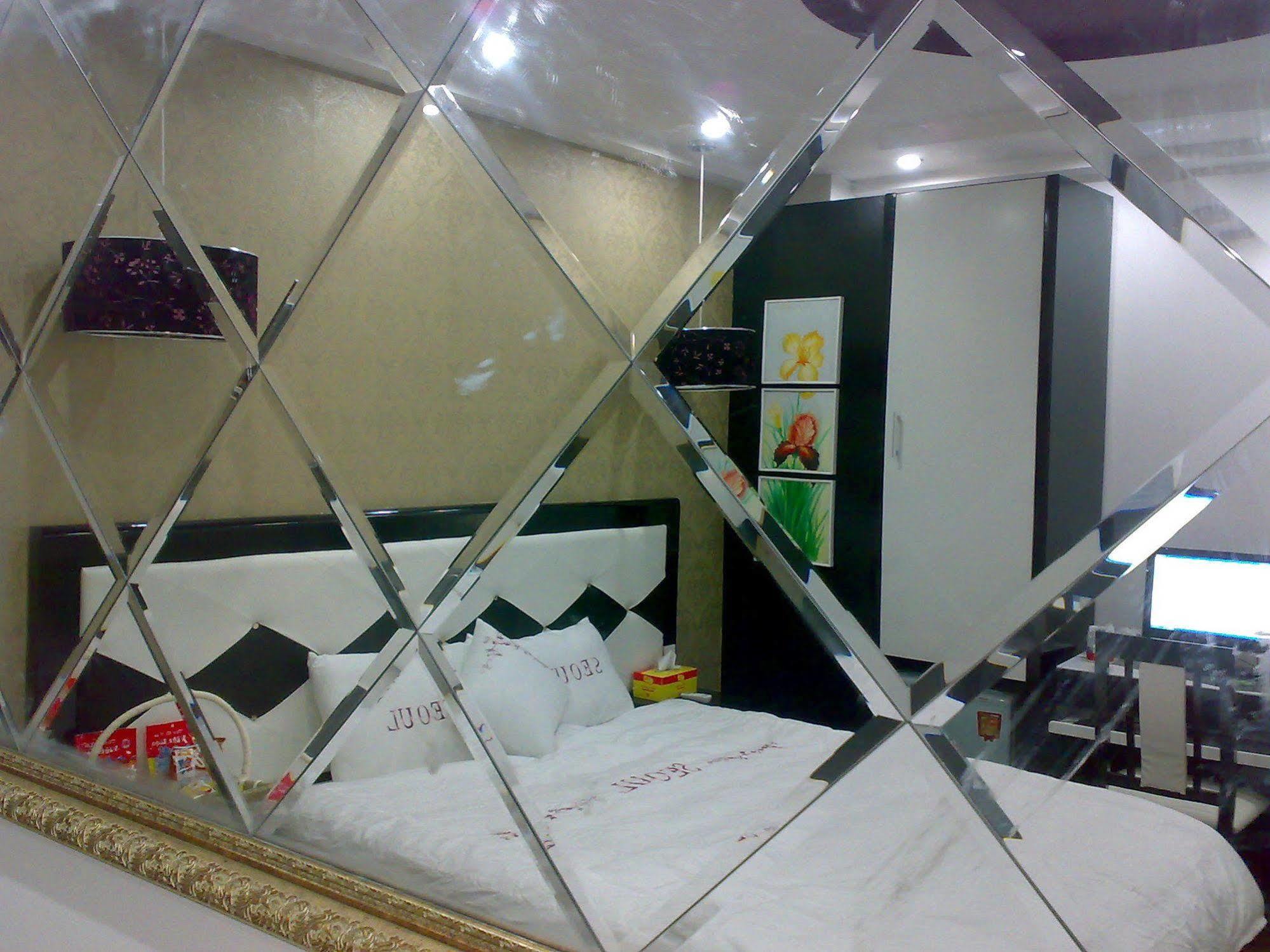 Oyo 709 Seoul Hotel Hanoi Luaran gambar